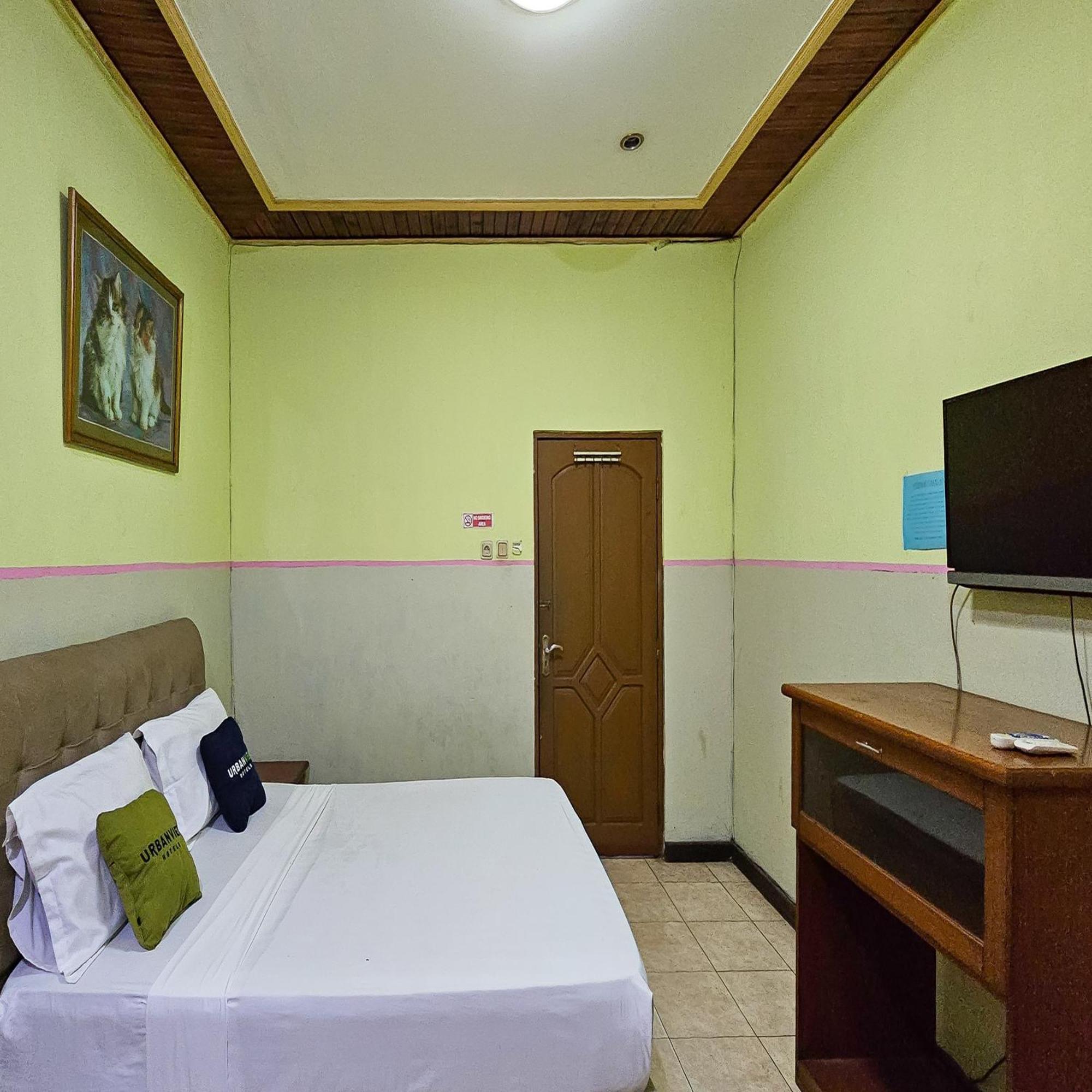 Urbanview Hotel Kharisma Banjarmasin Банджармасин Экстерьер фото